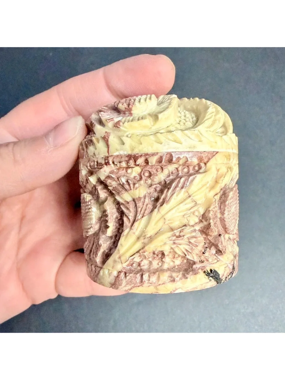 Vintage Hand Carved Soapstone Round Trinket Box Floral Leaf Boho Jewelry